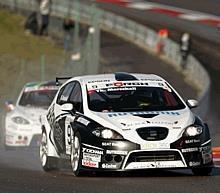 Wie in der vergangenen Saison verlässt man sich beim Seat Leon Supercopa auch 2010 auf den bewährten Reifenlieferanten. Foto: Seat/auto-reporter.net